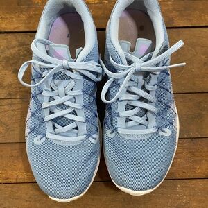 Nike Women’s Light Blue Mesh Training Sneakers